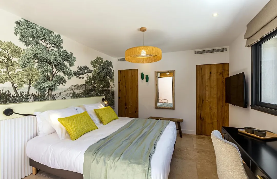 Le Refuge - Gigaro Lodges-1