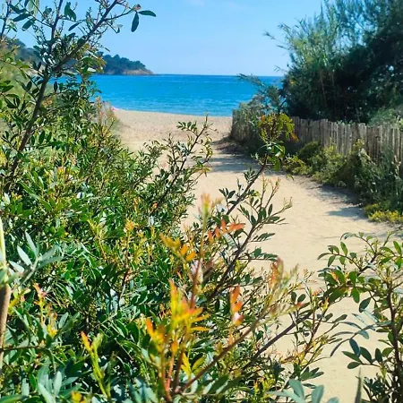 Le Refuge - Gigaro Lodges-3
